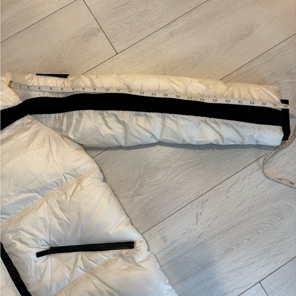 Kendall and Kylie Winter Coat Puffer Jacket - Picture 11 of 12